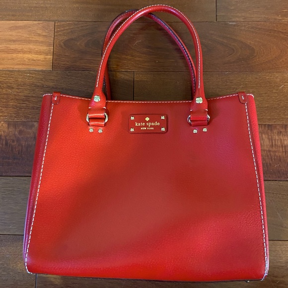 kate spade Handbags - Kate Spade medium tote